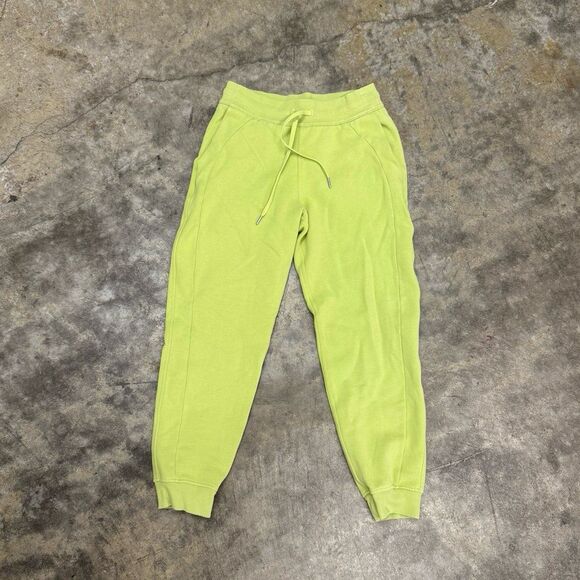Lululemon Scuba joggers sweatpants Wasabi lime green size 6 - Picture 2 of 7